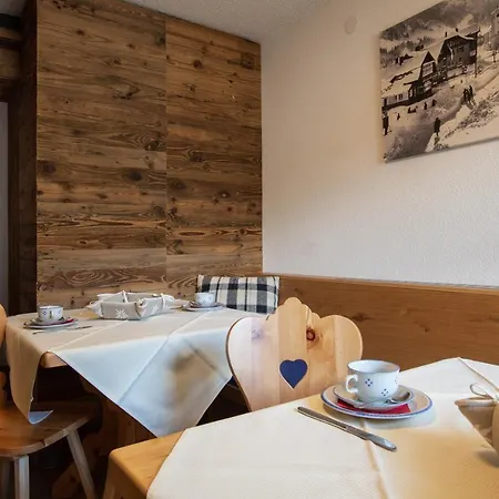 Midland 게스트하우스