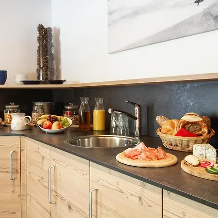 게스트하우스 Midland 장크트안톤암아를베르크