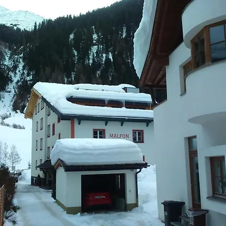Midland Guest house *