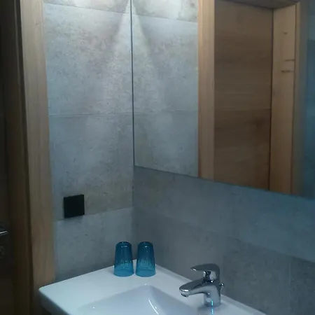 Midland 3*